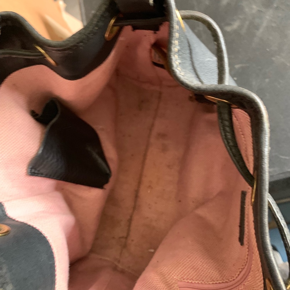 Dooney & Bourke - Picture 6 of 8